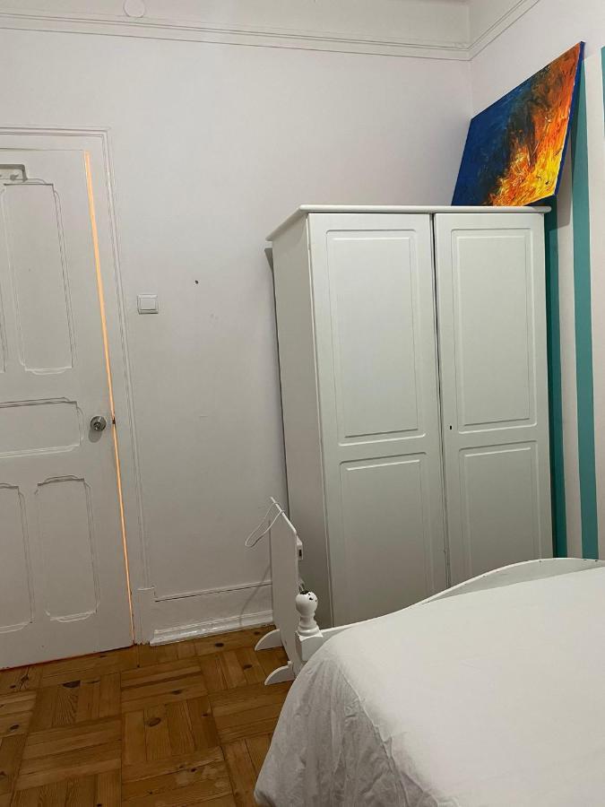 Nautic M1 R2 - Classy & Cozy Double Room With Shared Bathroom In Marques Pombal Lisboa Extérieur photo